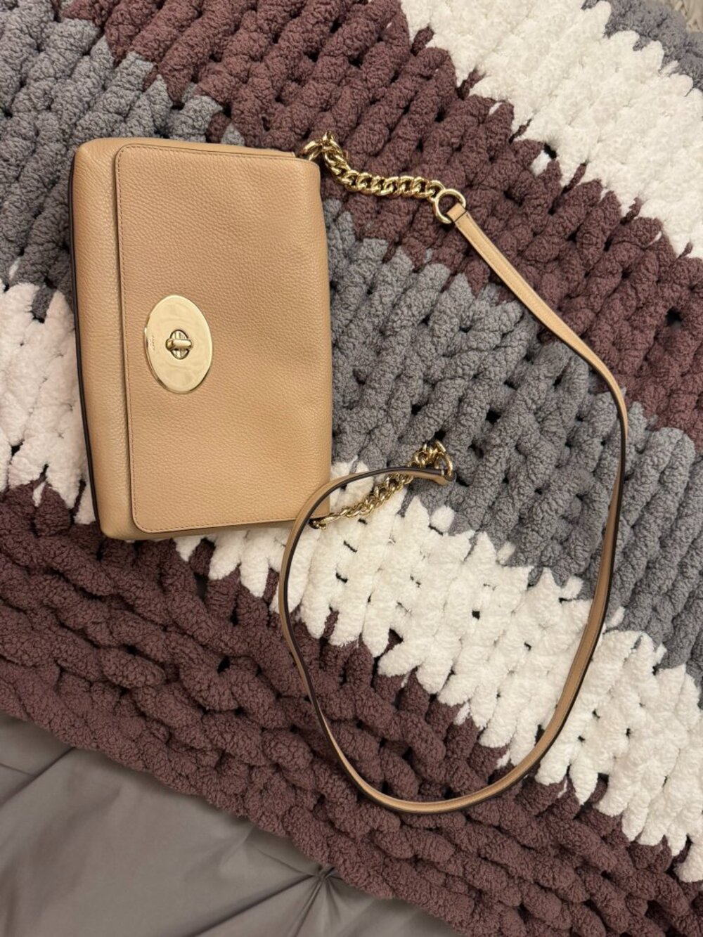 Tan purse
